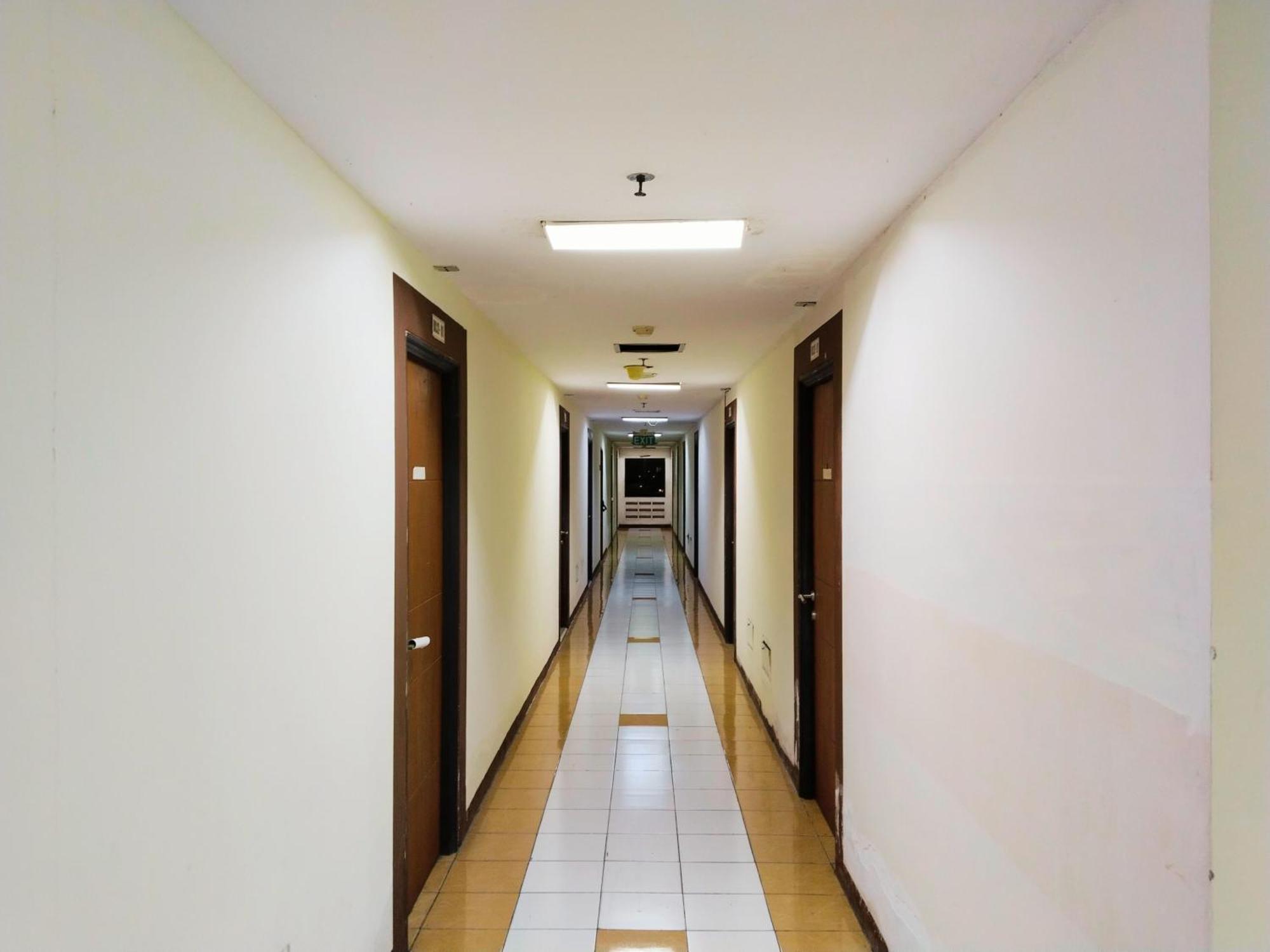 Kayla Room Casablanca East Residence 1 Giacarta Esterno foto